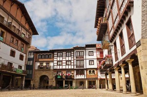 hondarribia_fuenterrabia_medieval_old_town_basque_country_spain_euskadi_680