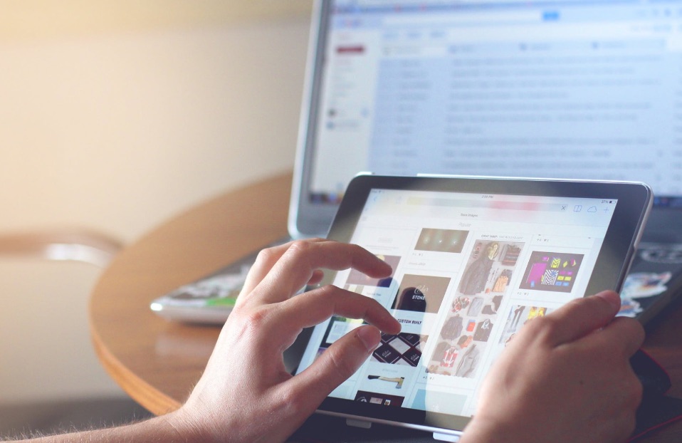 Empresa de Soluciones de Internet Bajo Demanda 1